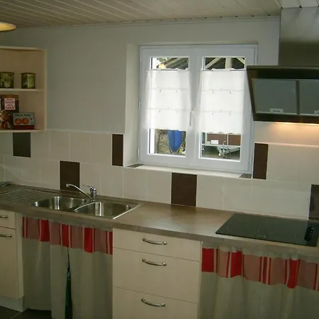 Accessible Pmr Avec Jardin Clos, Terrasses Et Proche Velo Rail A - Fr-1-426-465 Holiday home Commequiers