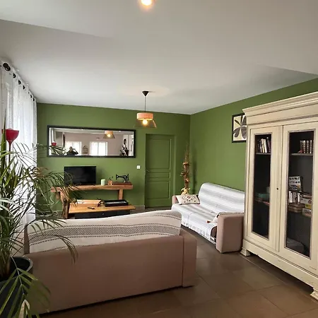 Accessible Pmr Avec Jardin Clos, Terrasses Et Proche Velo Rail A - Fr-1-426-465 * Commequiers