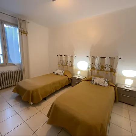 Accessible Pmr Avec Jardin Clos, Terrasses Et Proche Velo Rail A - Fr-1-426-465 * Commequiers